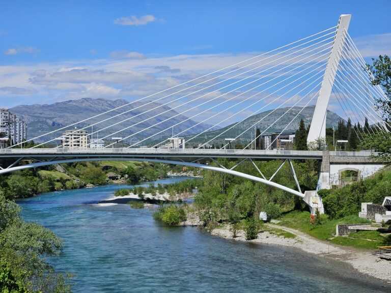 PODGORICA HIGHLIGHTS E-BIKE TOUR